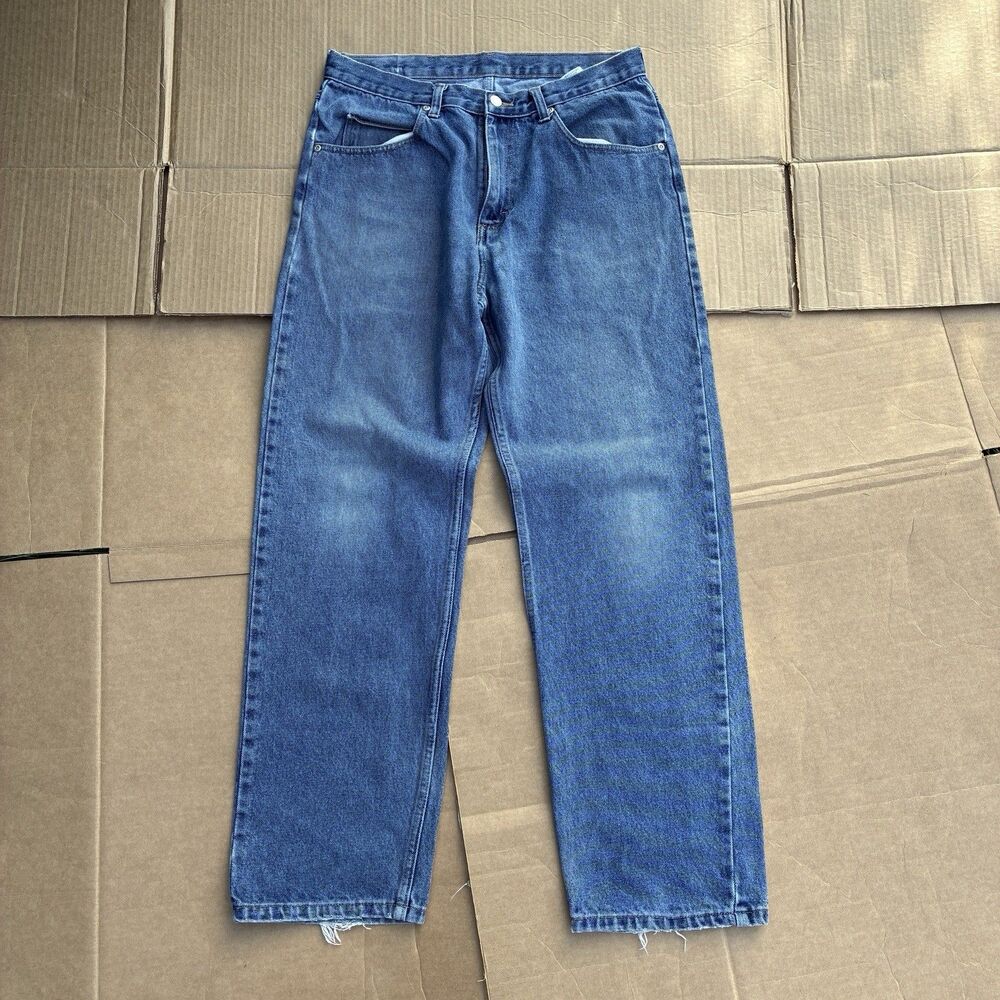 VTG Wrangler Authentic Men’s Regular Fit Blue Medium Wash Straight Denim Jeans